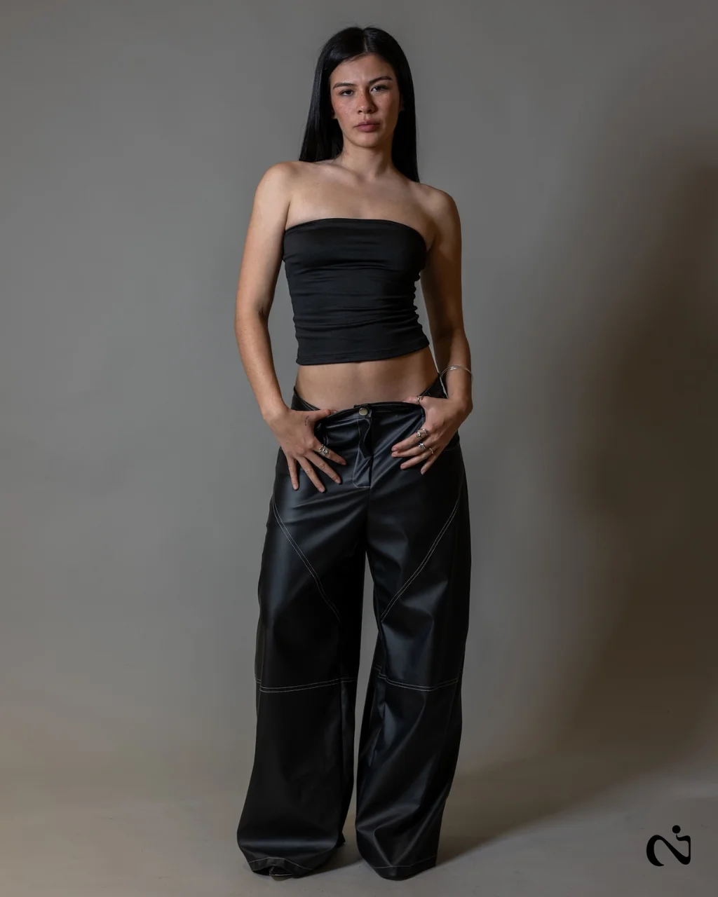 STRAPLESS OMEN