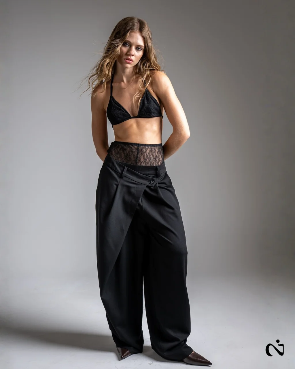 CONJUNTO ENCAJE SALMUN